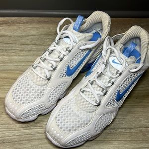 Nike Air Zoom shoe! Please review shoe tag to confirm shoe size